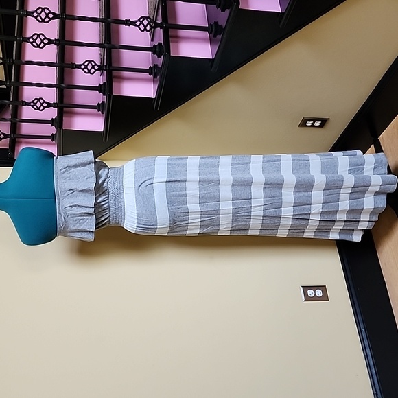 Threads 4 Thought Strapless Maxi - SZ XS - Picture 4 of 6